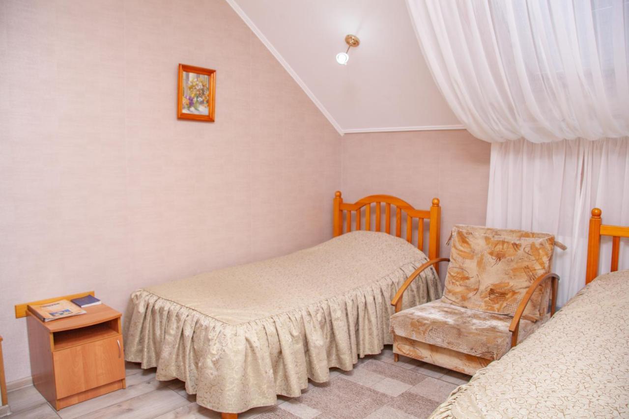 Hotel Piligrim 3 Mikolajiv Kültér fotó