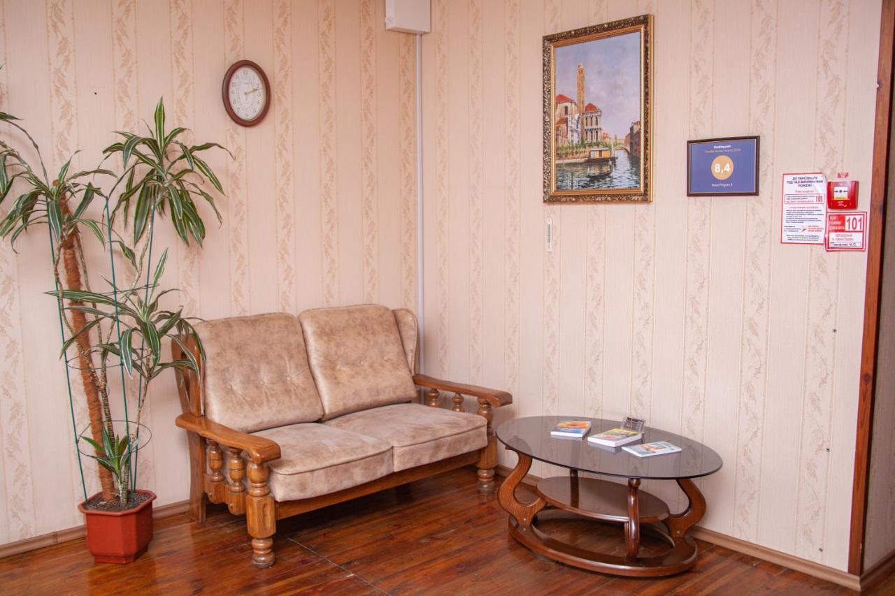 Hotel Piligrim 3 Mikolajiv Kültér fotó