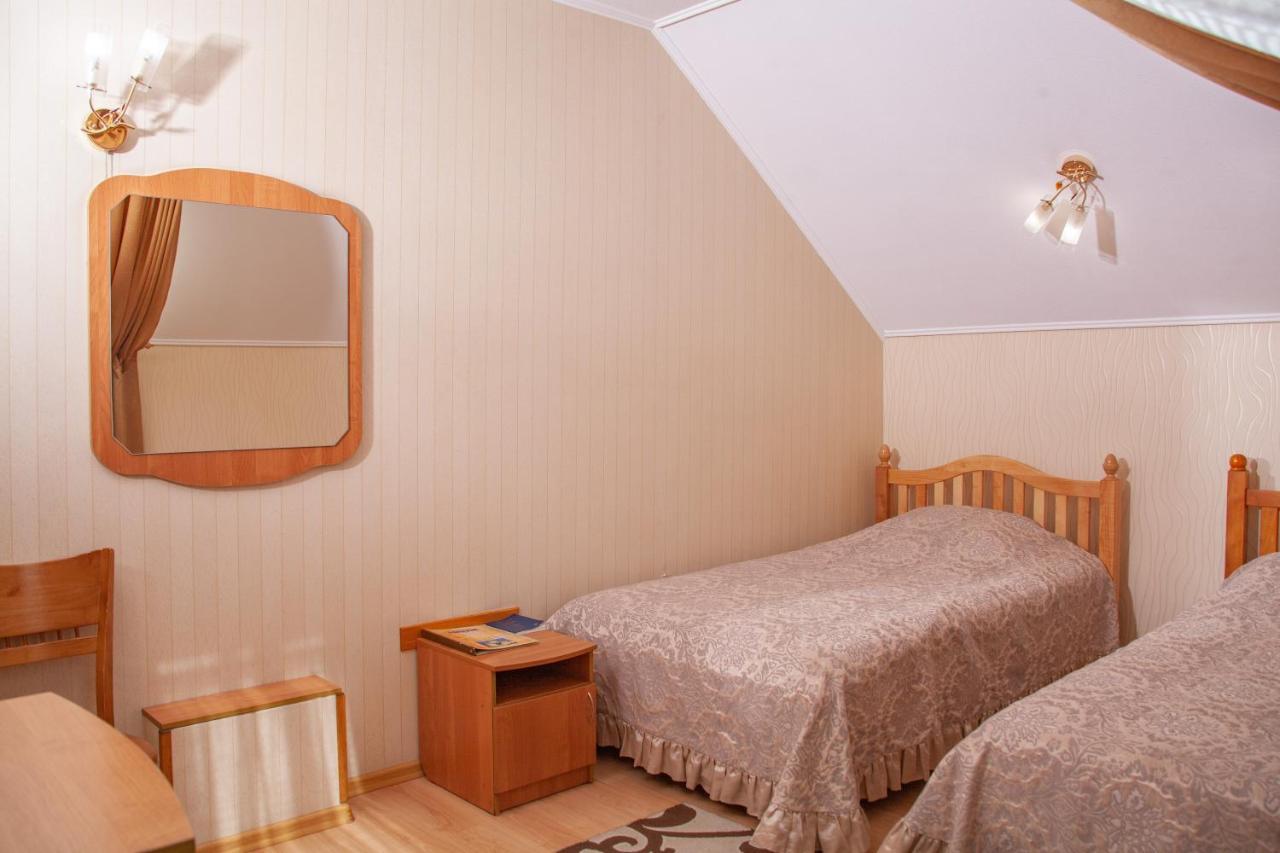 Hotel Piligrim 3 Mikolajiv Kültér fotó