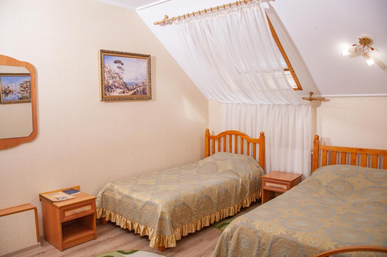 Hotel Piligrim 3 Mikolajiv Kültér fotó