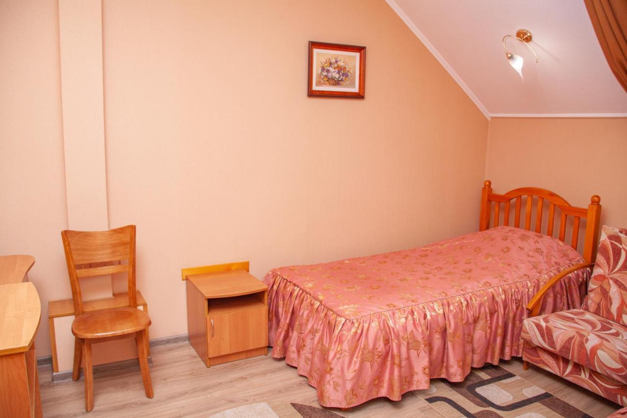 Hotel Piligrim 3 Mikolajiv Kültér fotó