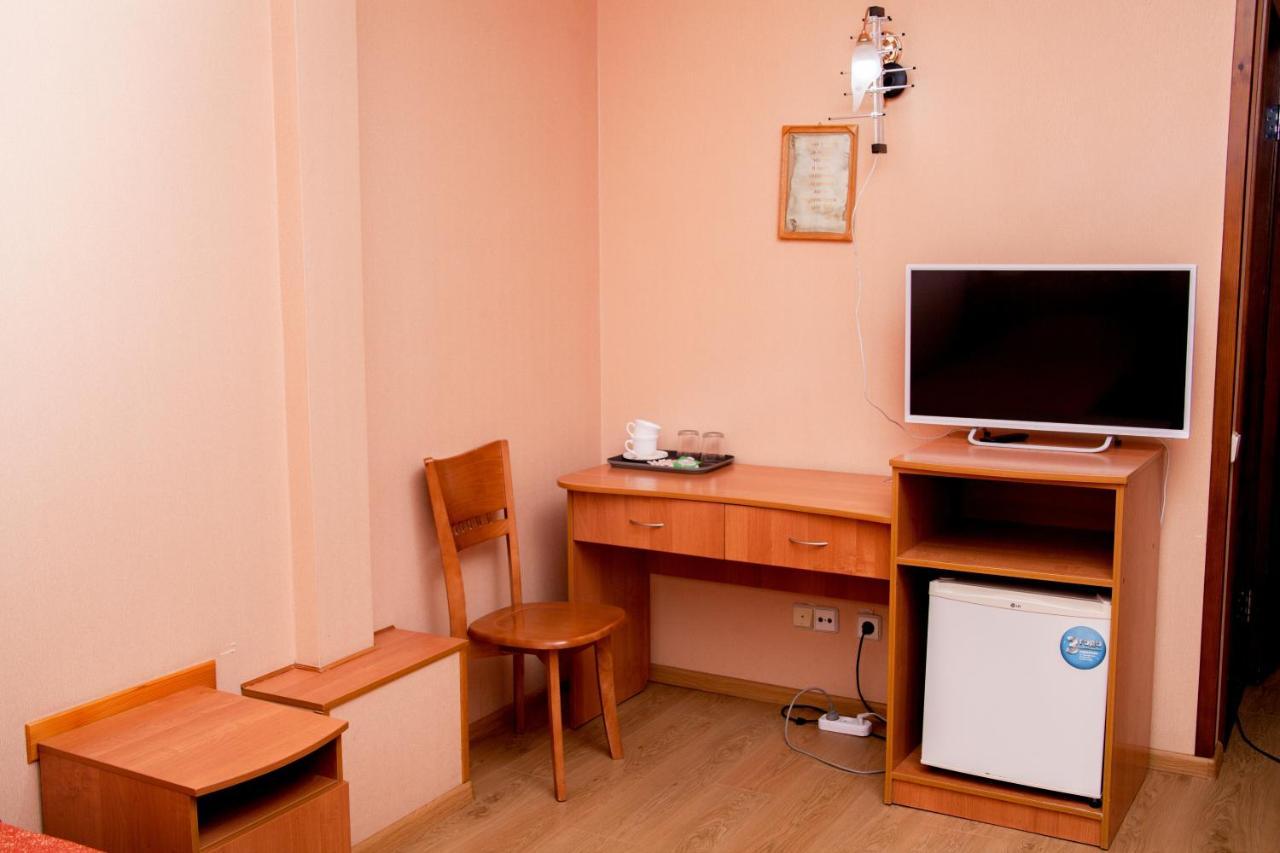 Hotel Piligrim 3 Mikolajiv Kültér fotó